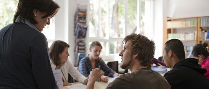 Malaca Instituto classes 25 427 292 800 600 100