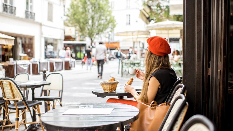 Paris Le Cafe